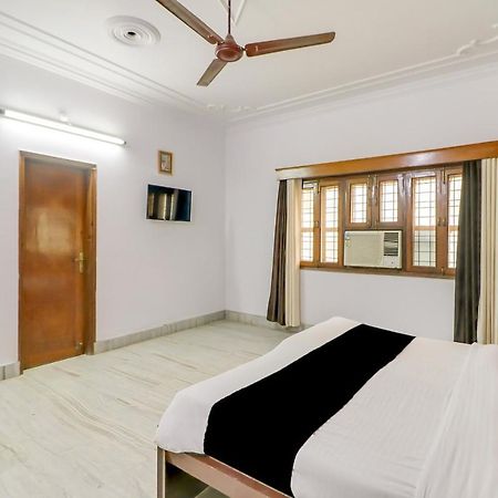 Super Oyo Capital O Heritage House Colonelganj Εξωτερικό φωτογραφία