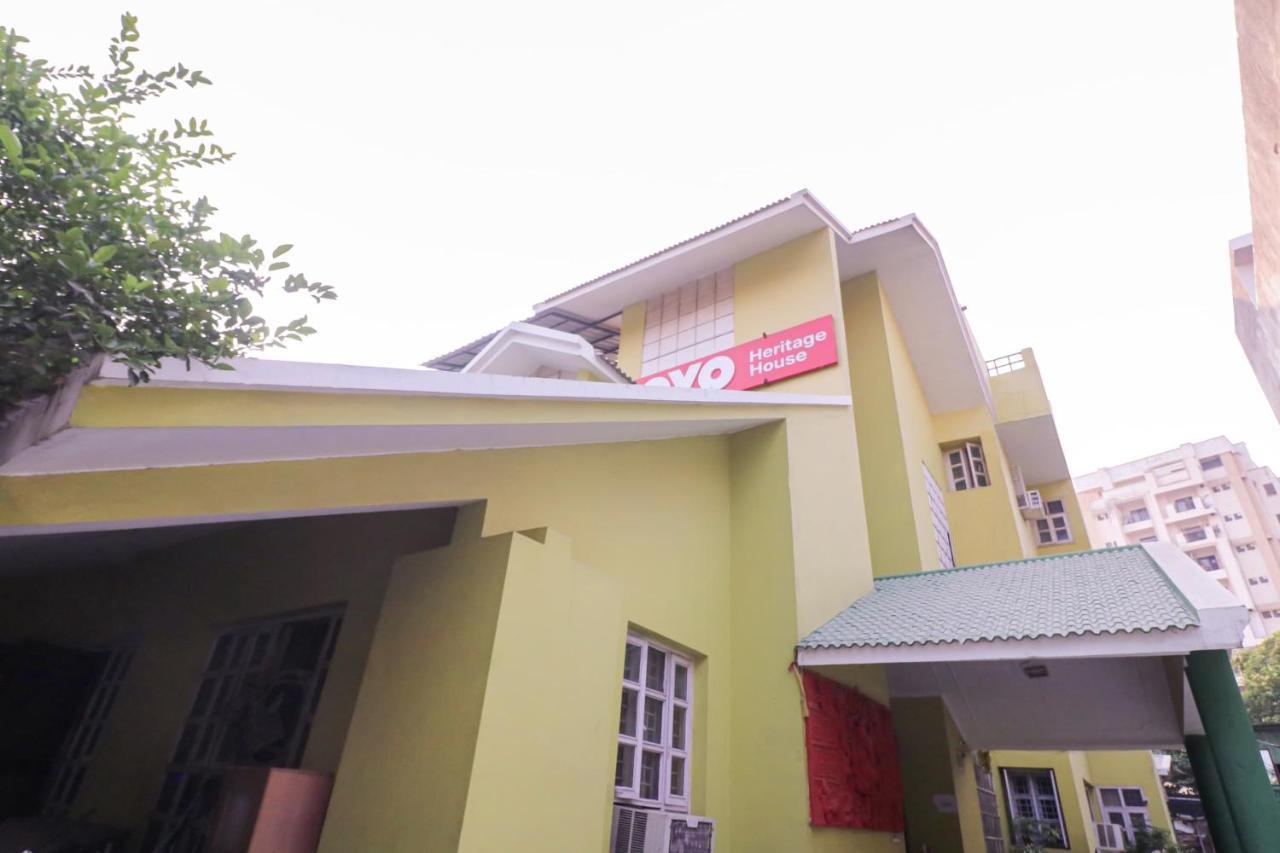 Super Oyo Capital O Heritage House Colonelganj Εξωτερικό φωτογραφία