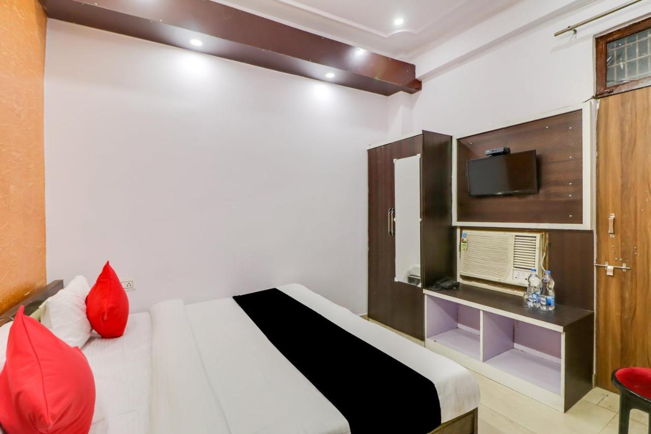Super Oyo Capital O Heritage House Colonelganj Εξωτερικό φωτογραφία