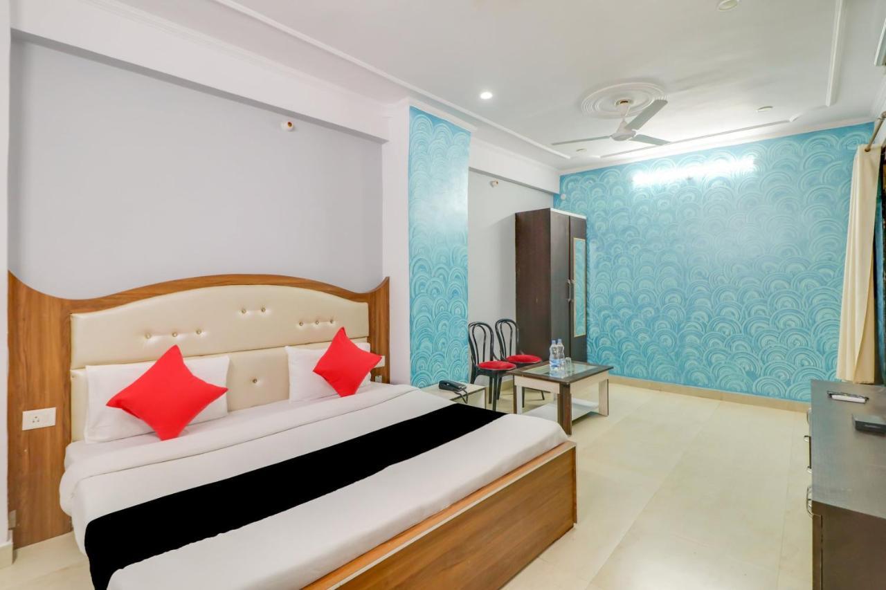 Super Oyo Capital O Heritage House Colonelganj Εξωτερικό φωτογραφία
