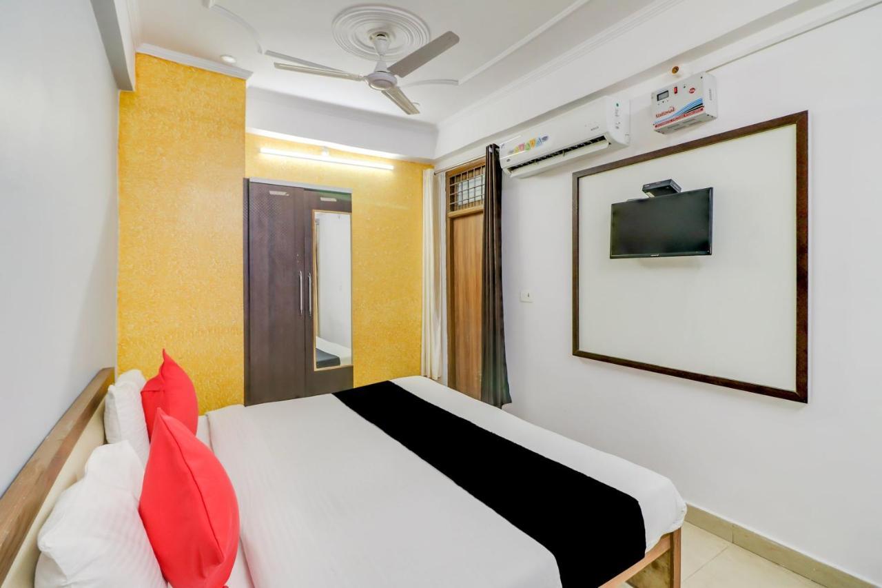 Super Oyo Capital O Heritage House Colonelganj Εξωτερικό φωτογραφία