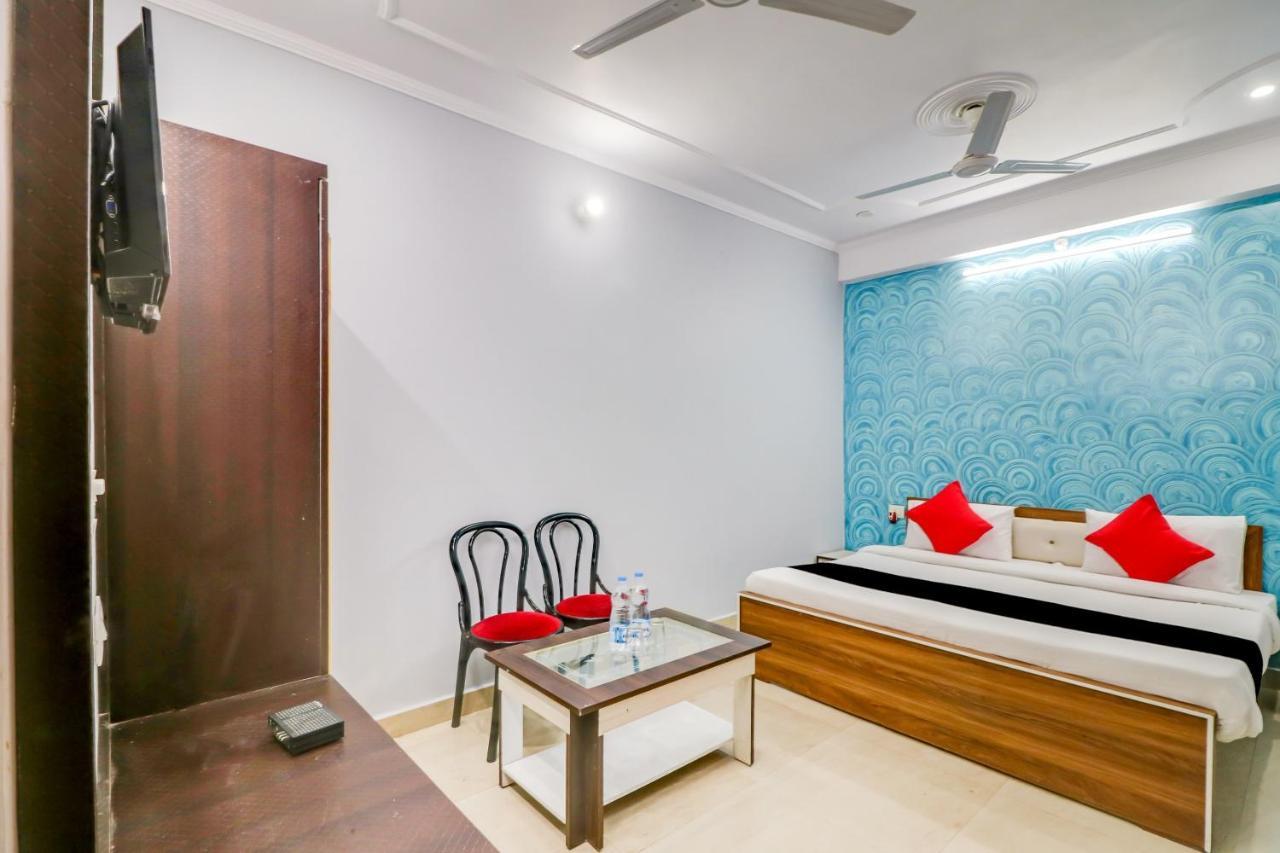 Super Oyo Capital O Heritage House Colonelganj Εξωτερικό φωτογραφία
